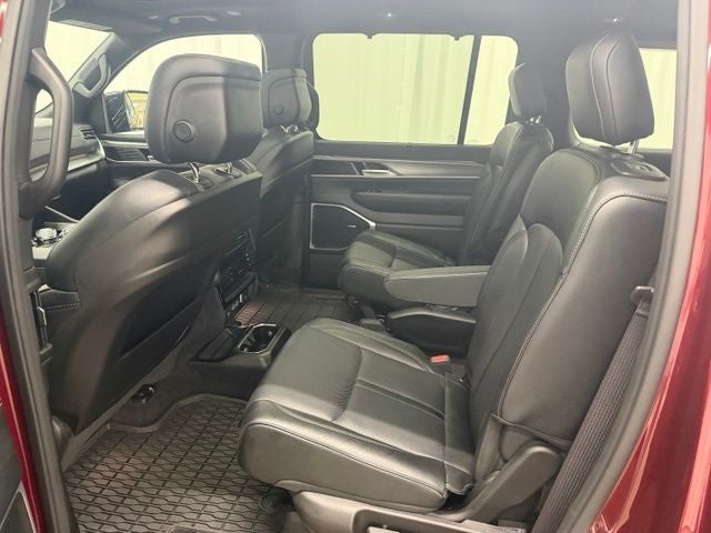 2025 Jeep Wagoneer Series II