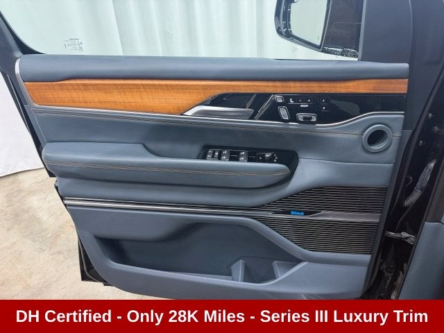 2024 Jeep Grand Wagoneer Series III
