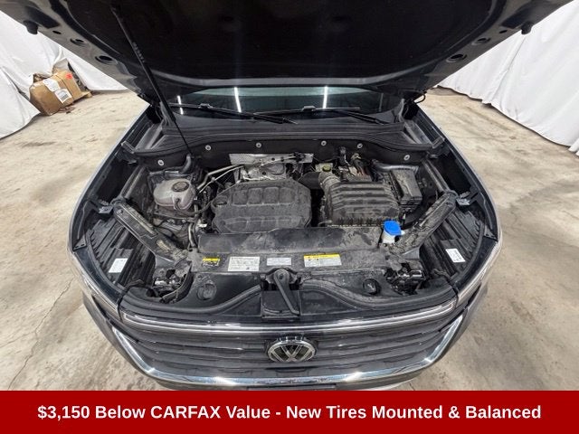 2024 Volkswagen Atlas Cross Sport 2.0T SE w/Technology