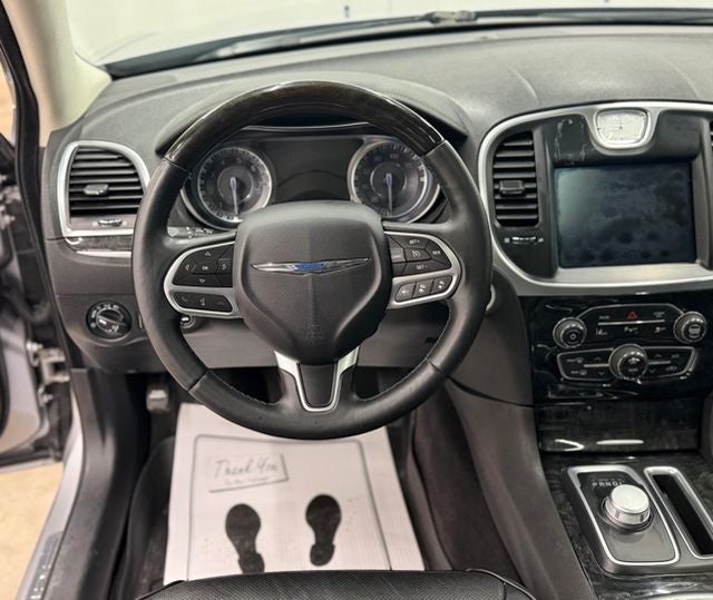 2017 Chrysler 300 C