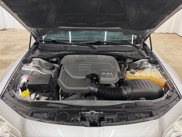 2017 Chrysler 300 C