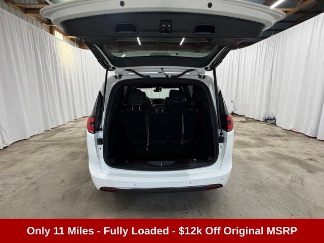 2025 Chrysler Pacifica Limited