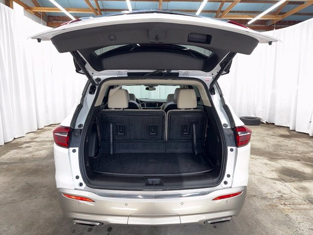 2020 Buick Enclave Essence