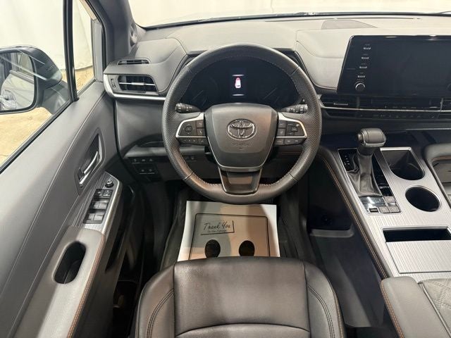 2024 Toyota Sienna XSE 7 Passenger