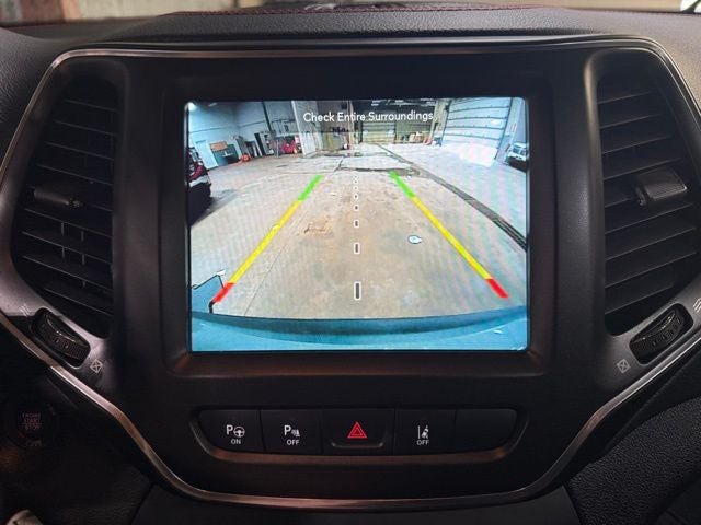 2023 Jeep Cherokee Trailhawk