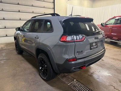 2023 Jeep Cherokee Trailhawk