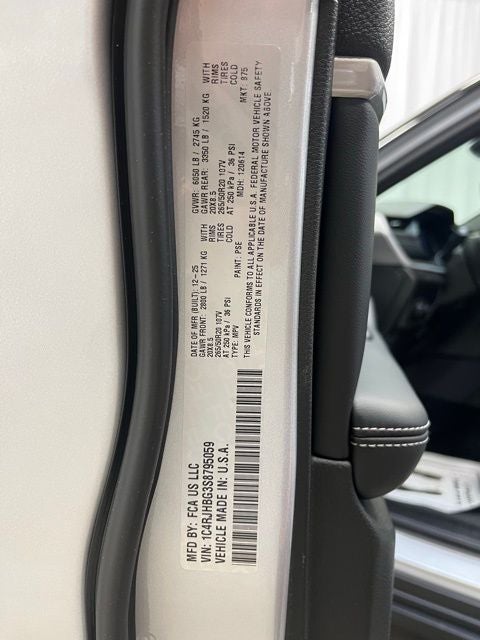 2025 Jeep Grand Cherokee Limited