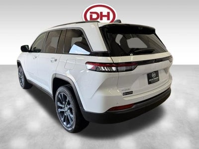 2026 Jeep Grand Cherokee Base