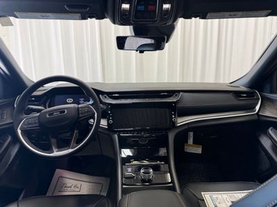 2026 Jeep Grand Cherokee Base