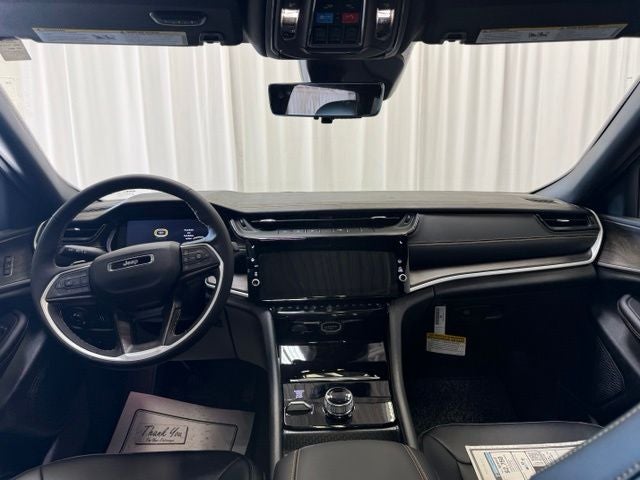 2026 Jeep Grand Cherokee Base