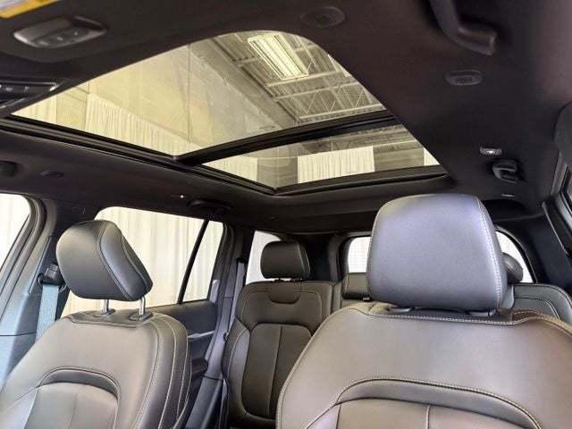 2026 Jeep Grand Cherokee Base