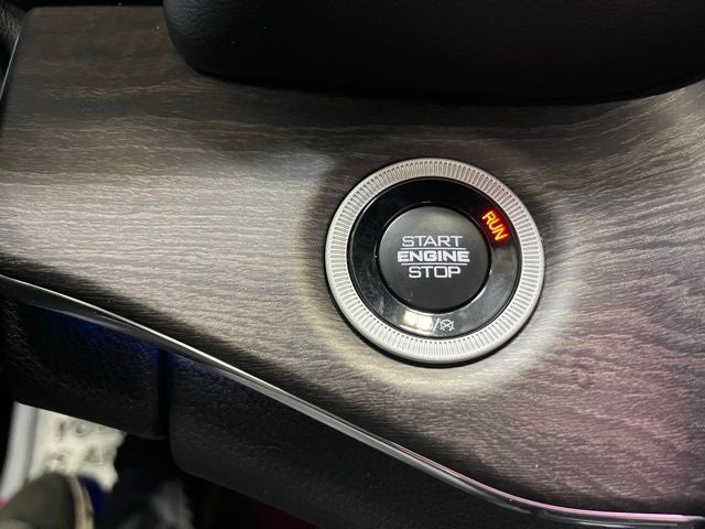 2025 Jeep Grand Cherokee Overland