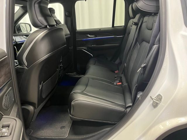 2025 Jeep Grand Cherokee Overland