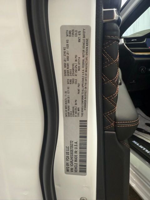 2025 Jeep Grand Cherokee Summit