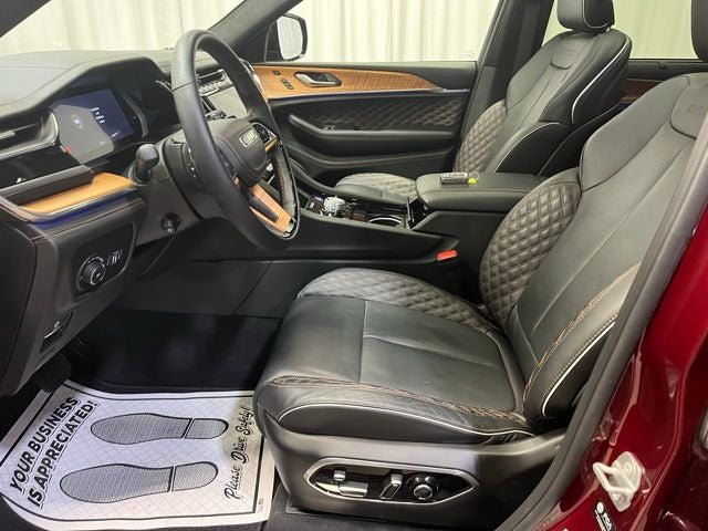 2025 Jeep Grand Cherokee L Summit
