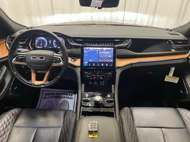 2025 Jeep Grand Cherokee L Summit