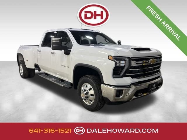 2026 Chevrolet Silverado HD LTZ 4WD Crew Cab Long Box DRW's photo