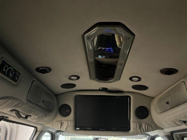 2008 GMC Savana G1500 Explorer 7 Passenger Conversion Van