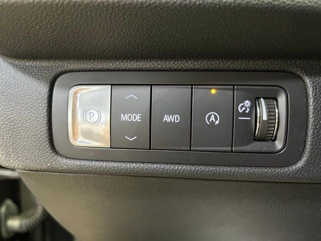 2025 Chevrolet Traverse LT 2LT