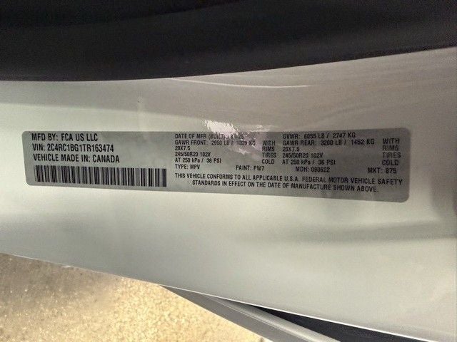 2026 Chrysler Pacifica Select