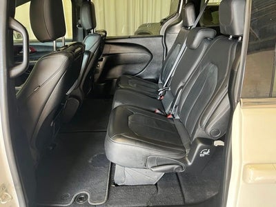 2020 Chrysler Pacifica Touring L Plus