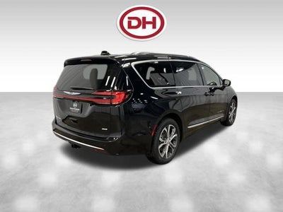 2026 Chrysler Pacifica Pinnacle