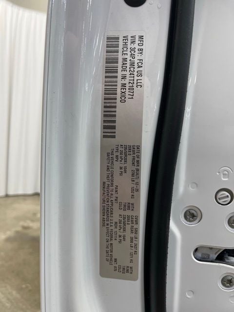 2026 Jeep Cherokee Overland