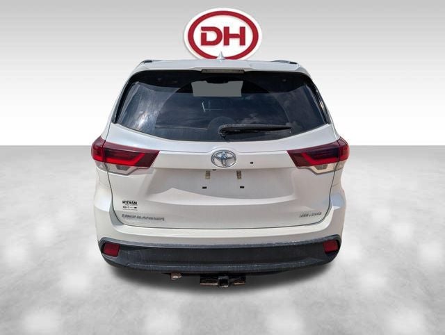 2019 Toyota Highlander SE