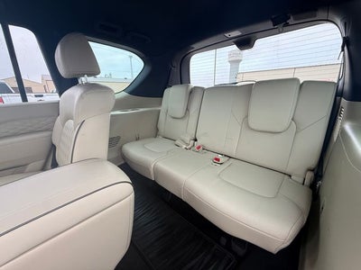 2023 INFINITI QX80 Sensory